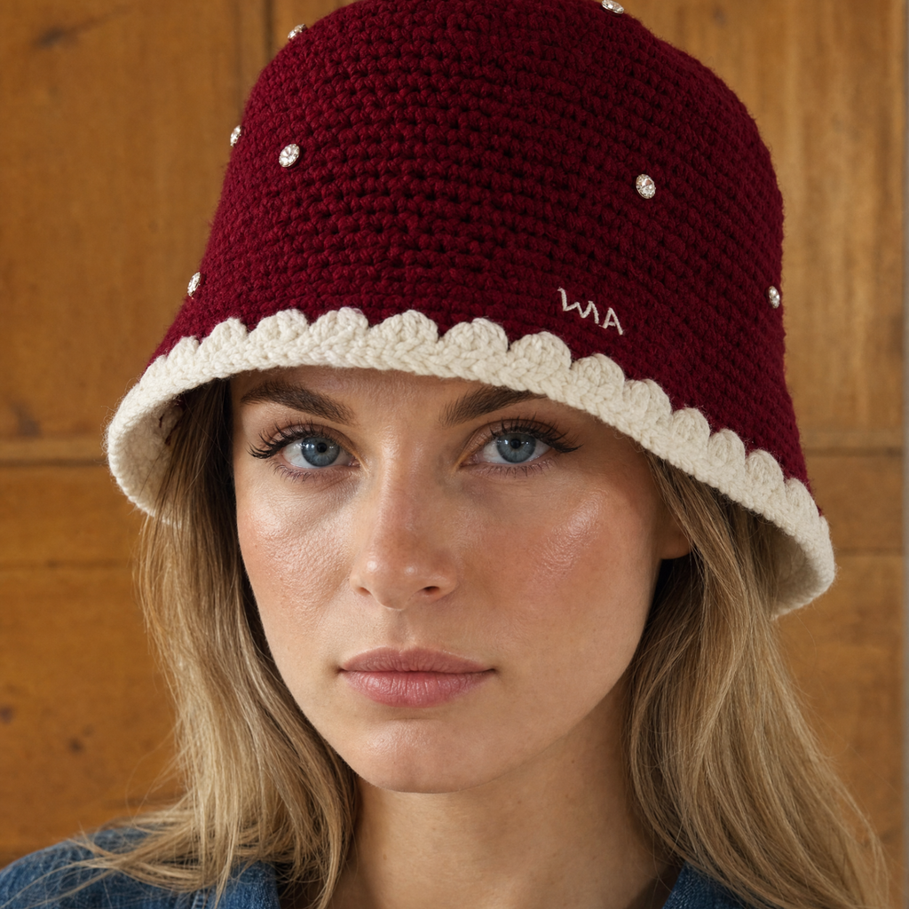 Gem Bucket Hat in Dark Red