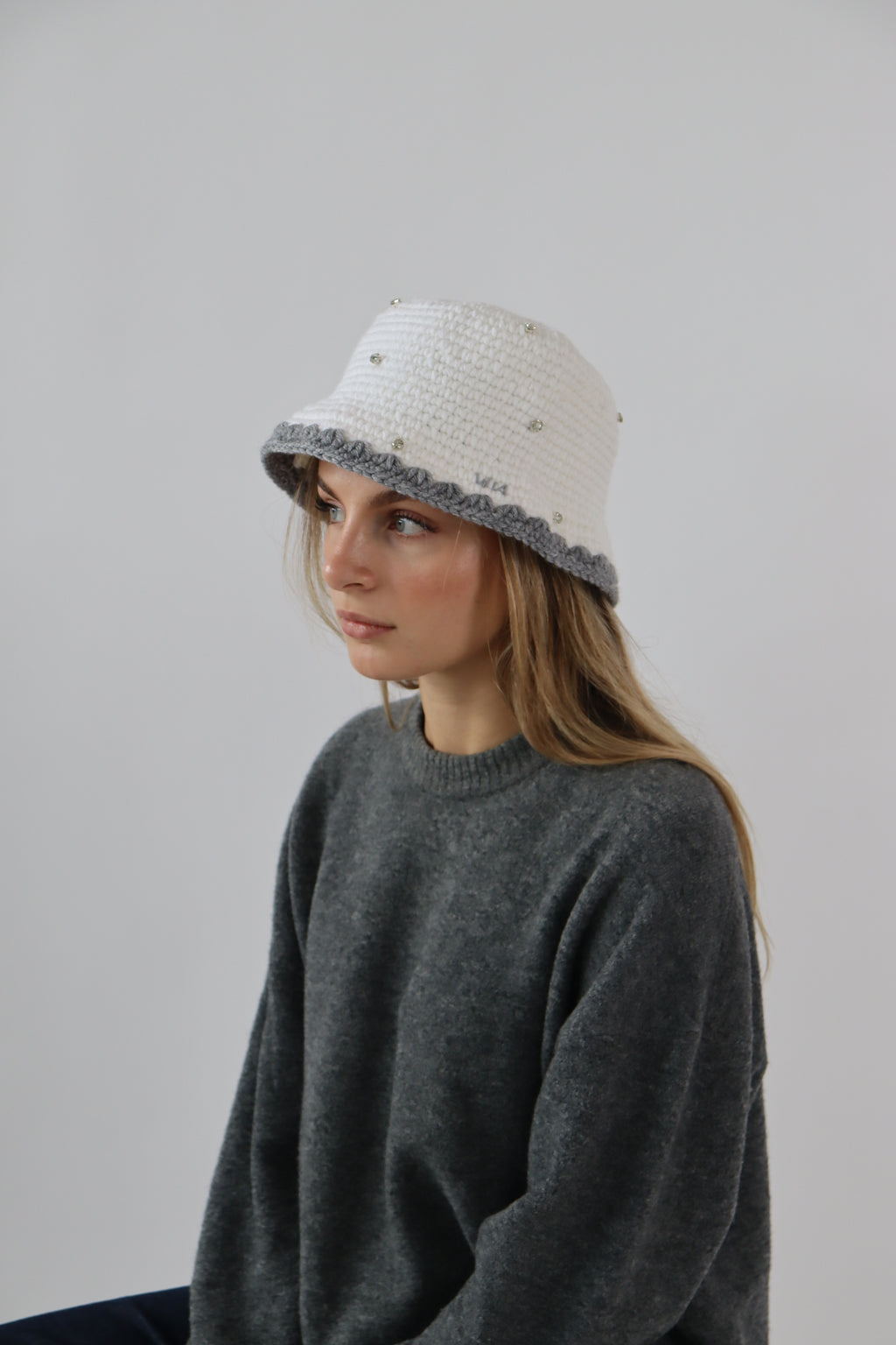 Gem Bucket Hat in White