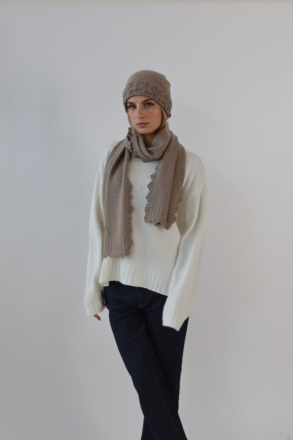 Fleur Hat in Beige
