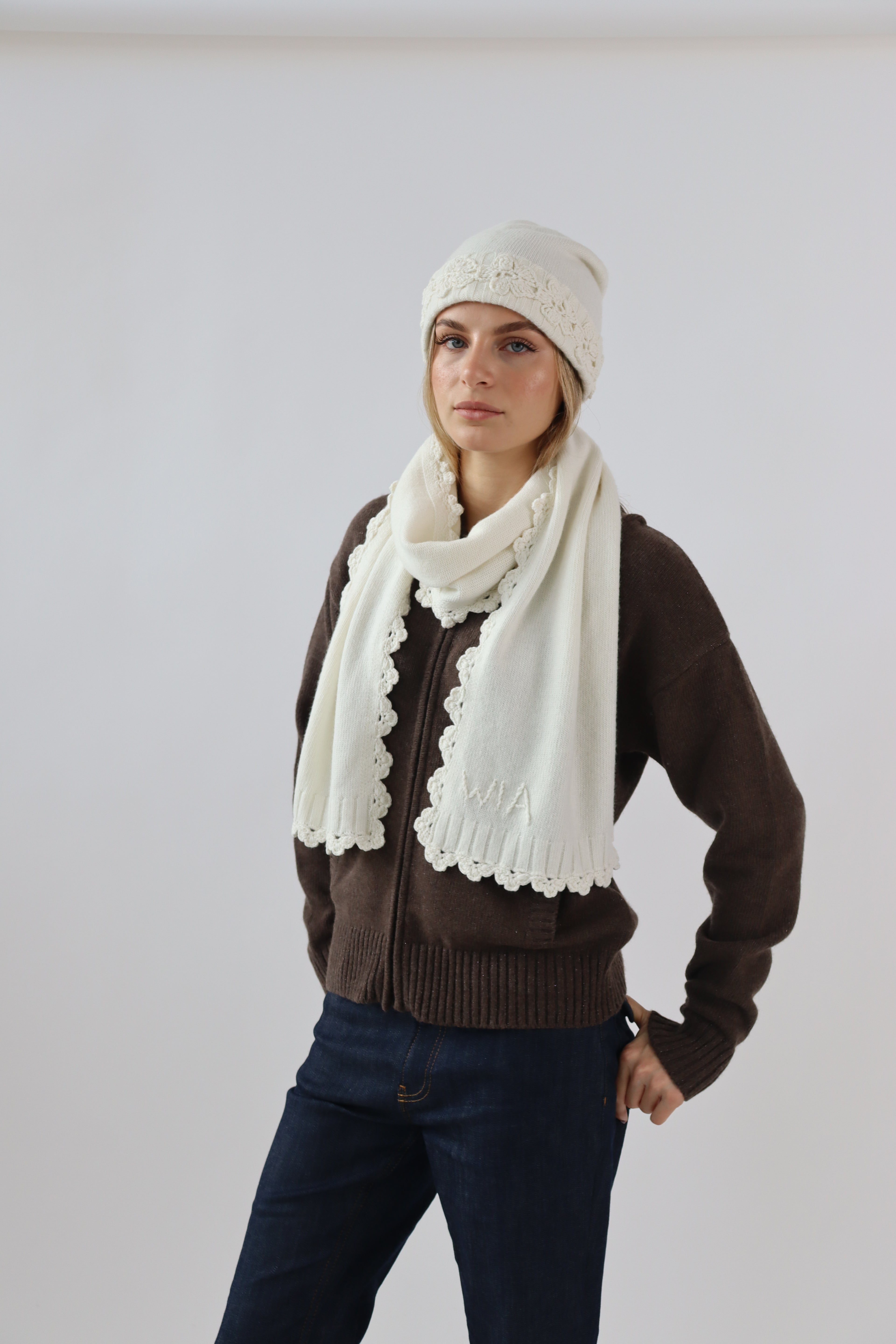 Fleur Scarf In Ecru