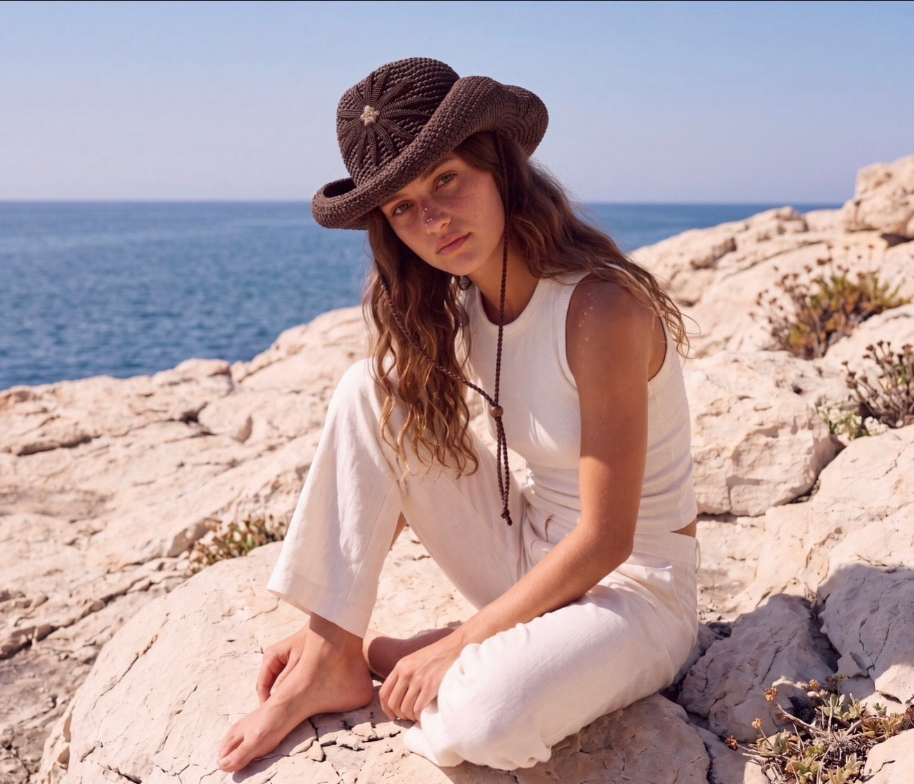 WIA X IKINITA Isabel Hat in Chocolate Brown
